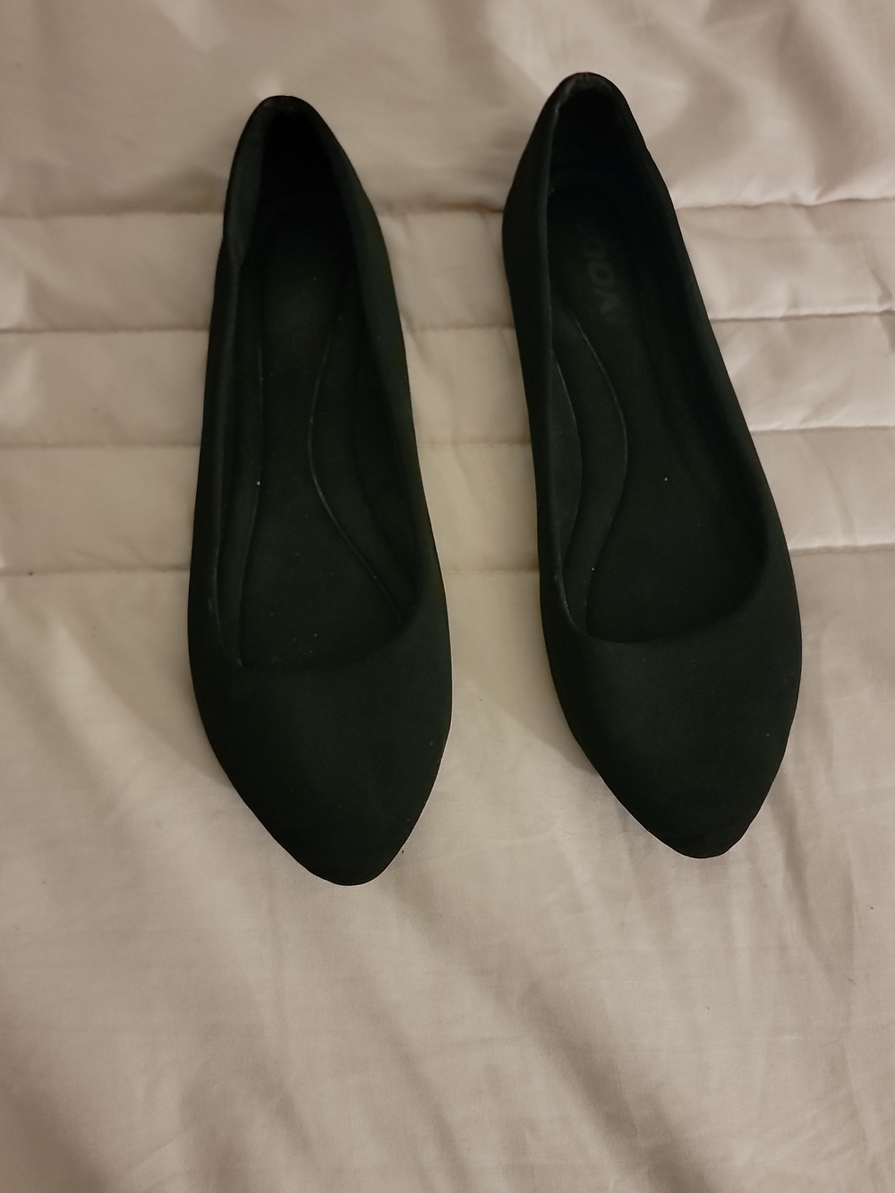 Soda Black Pointed Toe Flats